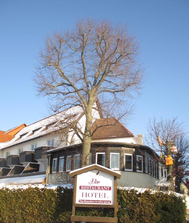 Adler Golf-& Tagungshotel Harth-Poellnitz Esterno foto